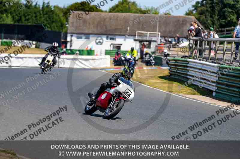 Vintage motorcycle club;eventdigitalimages;mallory park;mallory park trackday photographs;no limits trackdays;peter wileman photography;trackday digital images;trackday photos;vmcc festival 1000 bikes photographs